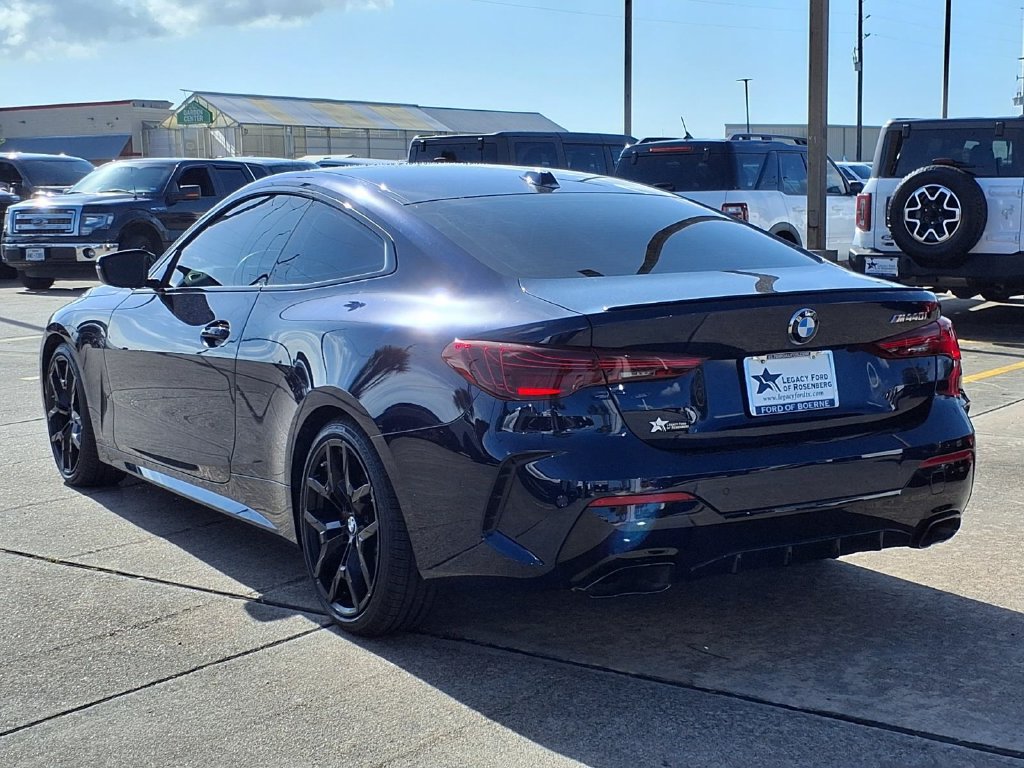 Used 2026 BMW M440i Coupe w/ Premium Package RWD image 4