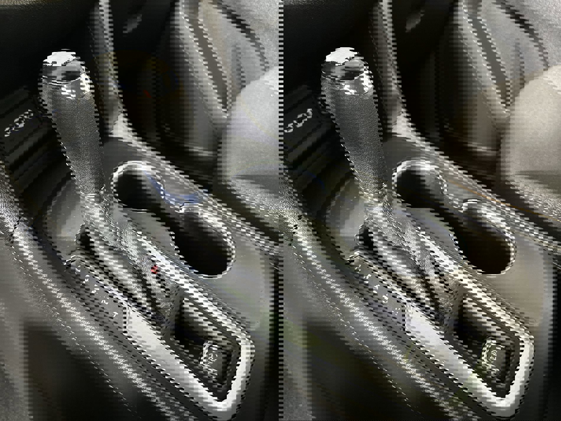 Used 2020 Chevrolet Equinox LT image 52