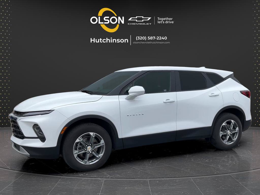 Certified 2025 Chevrolet Blazer LT AWD/4WD image 4