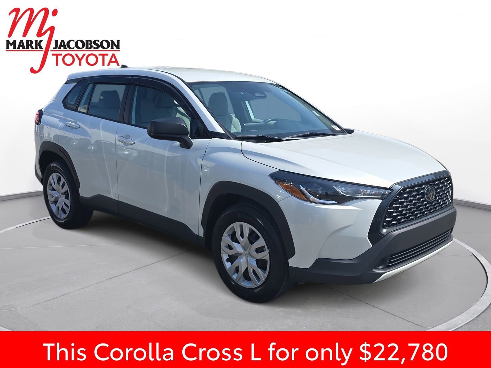 Used 2024 Toyota Corolla Cross L image 5