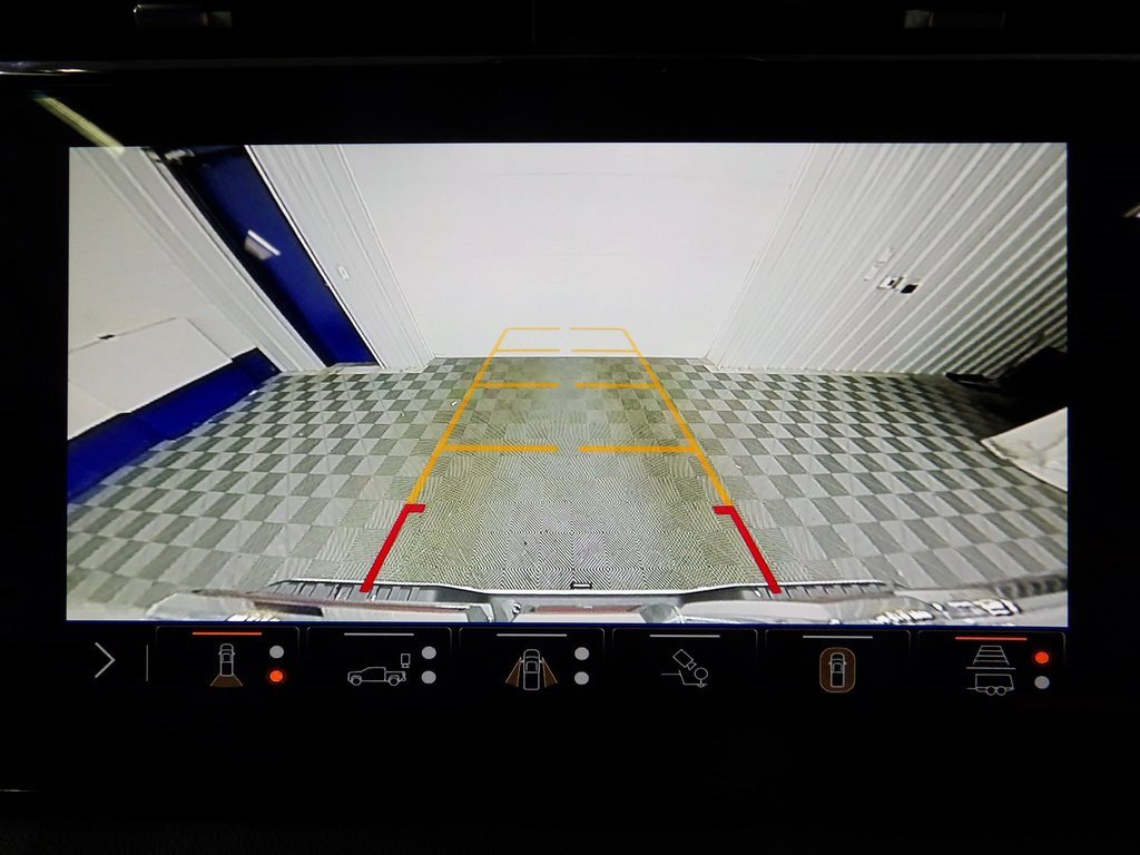 Used 2025 GMC Sierra 1500 AT4 w/ Technology Package image 21