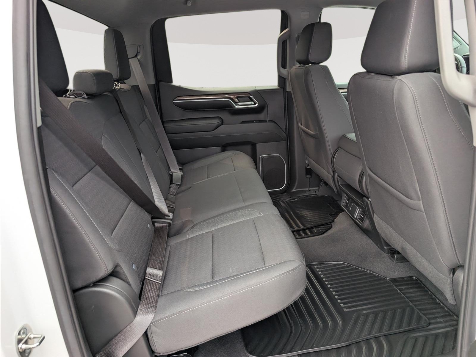 Used 2023 Chevrolet Silverado 1500 LT AWD/4WD image 12