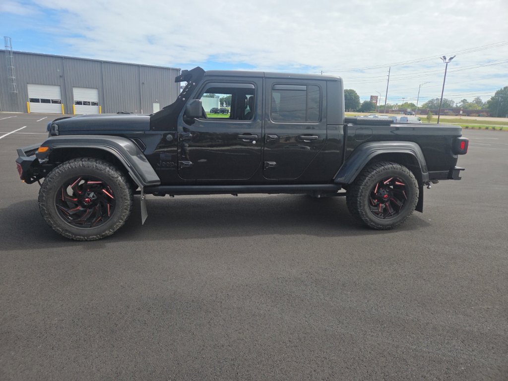 Used 2023 Jeep Gladiator Sport AWD/4WD image 6