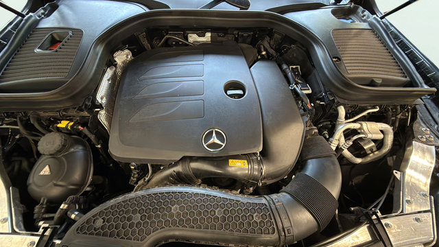 Used 2022 Mercedes-Benz GLC 300 4MATIC image 28