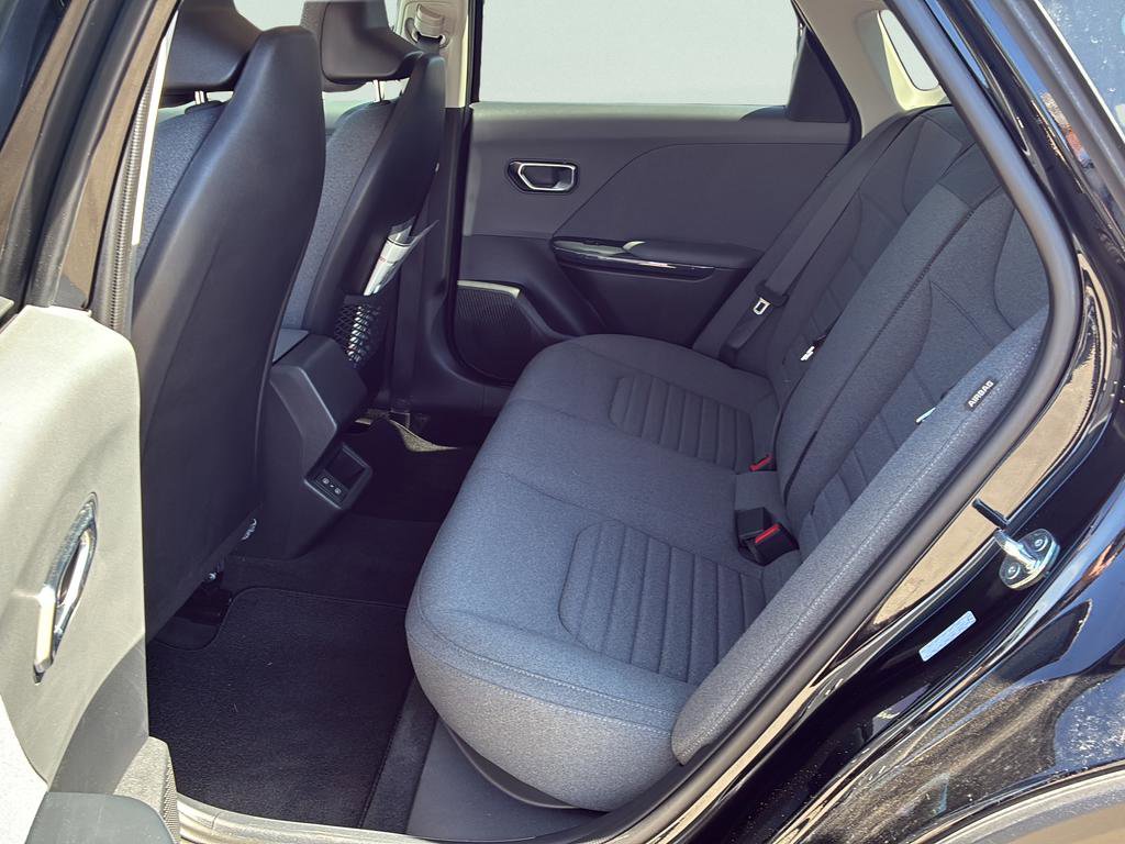 Certified 2025 Kia K4 EX image 25