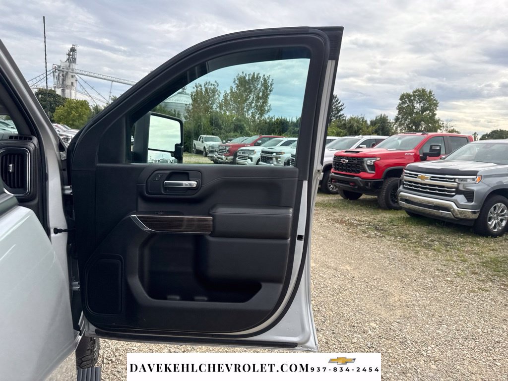 Used 2022 Chevrolet Silverado 3500 LT w/ Convenience Package AWD/4WD image 51