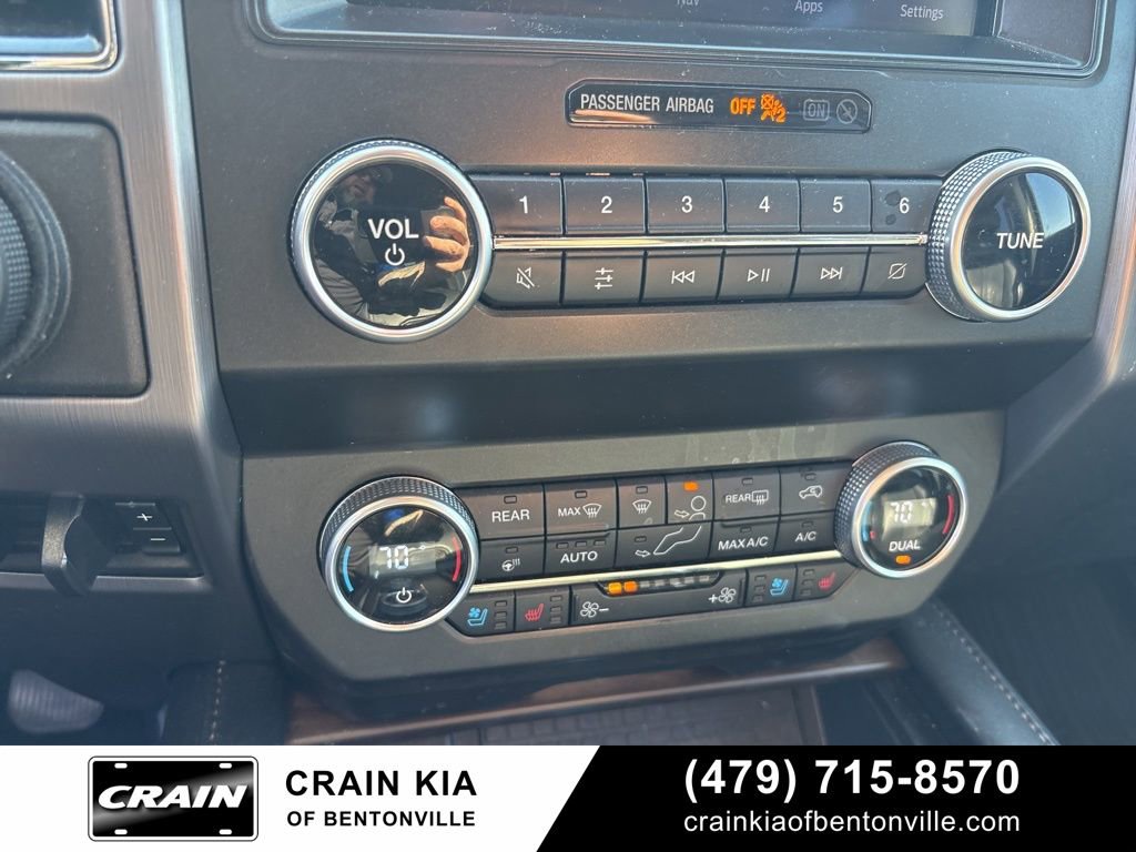 Used 2020 Ford Expedition Platinum AWD/4WD image 23