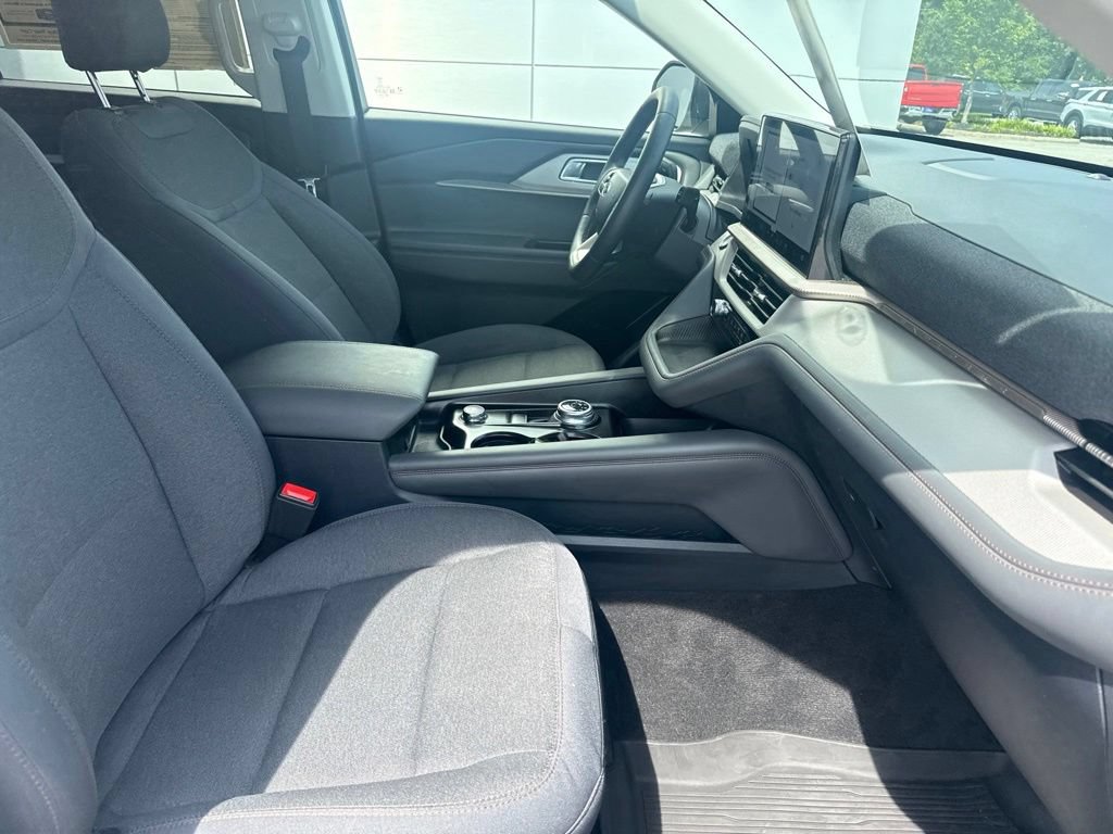 Certified 2026 Ford Explorer Active RWD image 27