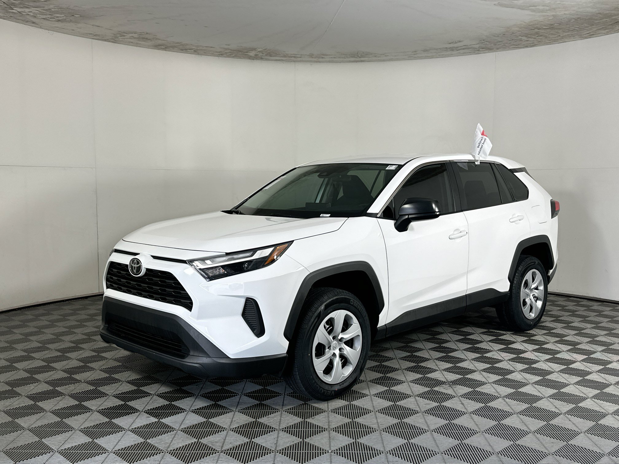 Certified 2025 Toyota RAV4 LE FWD image 7