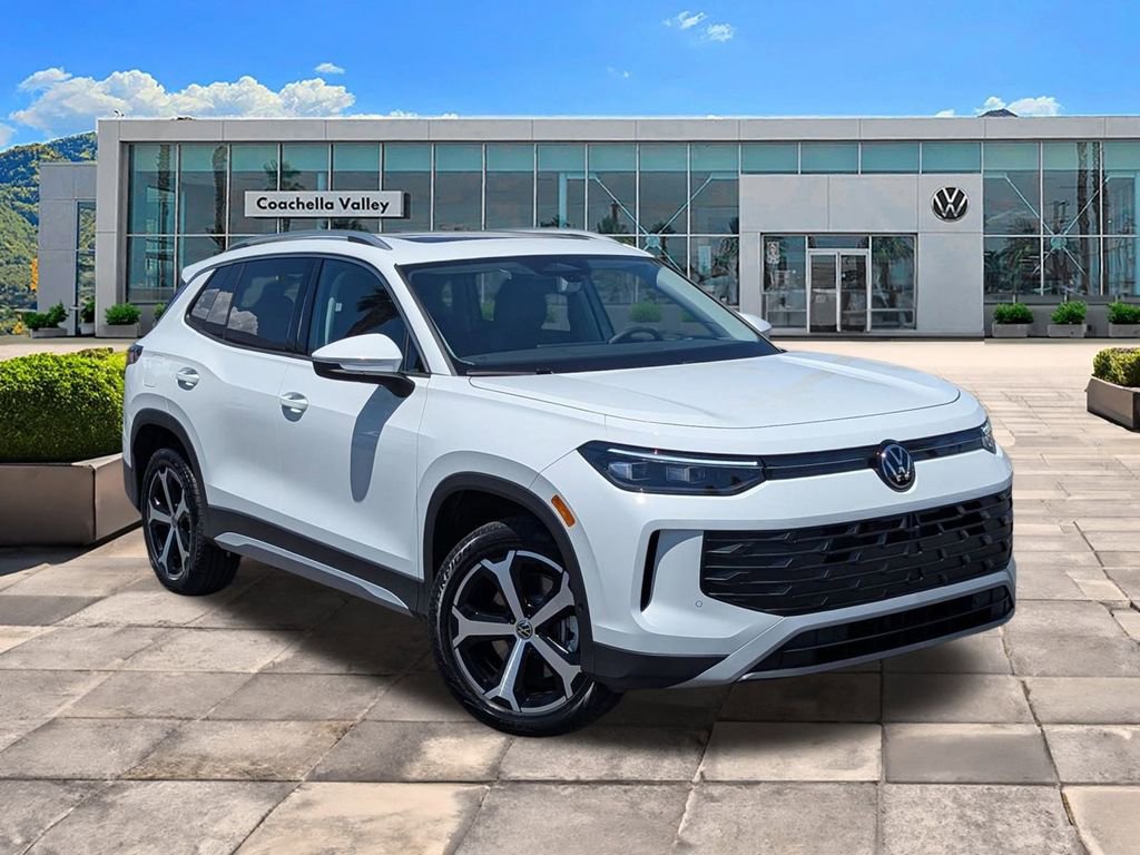 New 2025 Volkswagen Tiguan SE