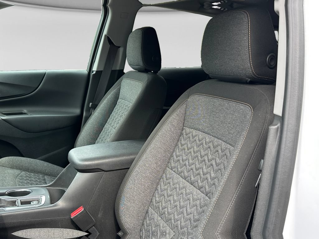 Used 2022 Chevrolet Equinox LT FWD image 13