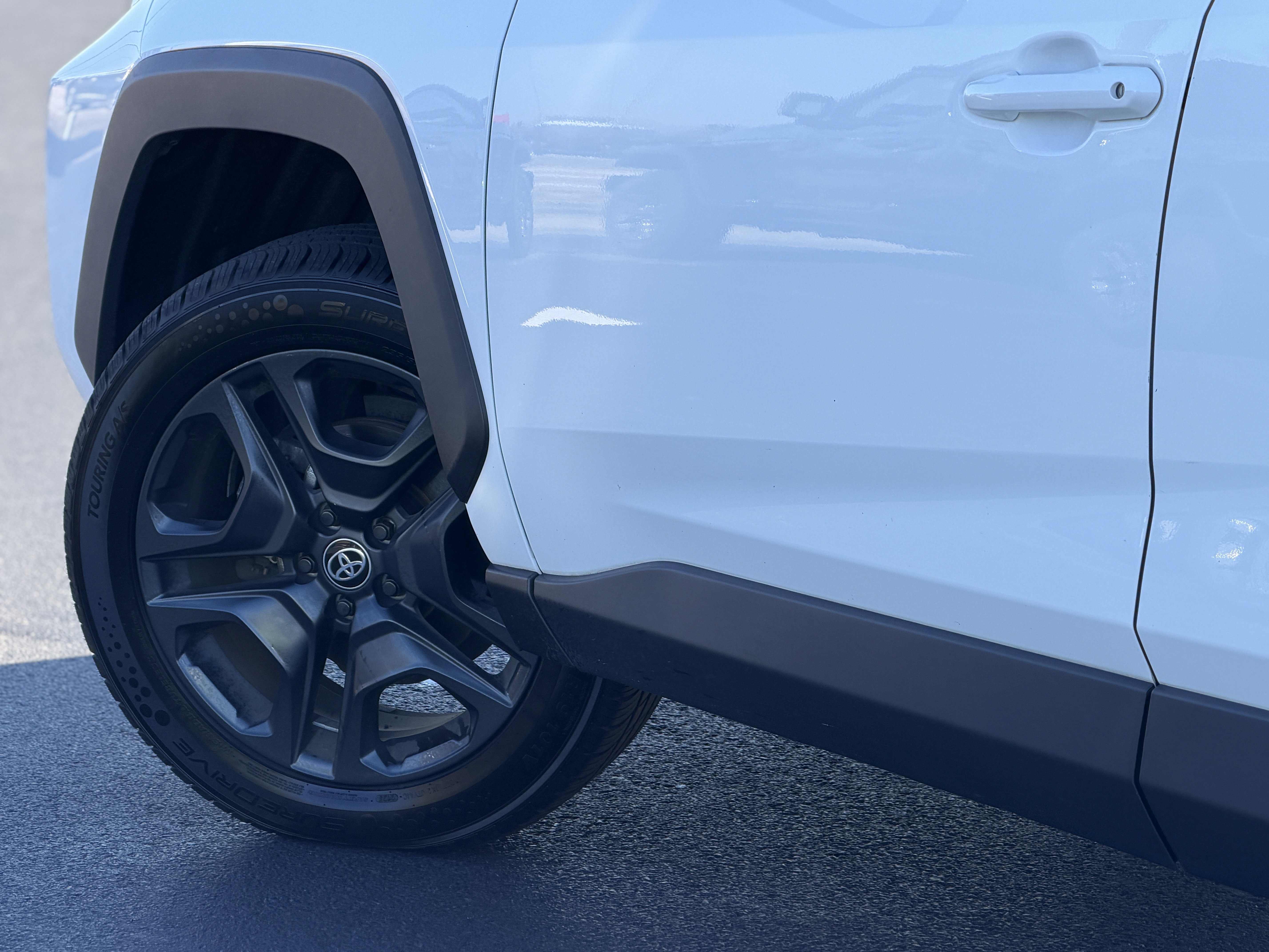 Used 2023 Toyota RAV4 Adventure image 7