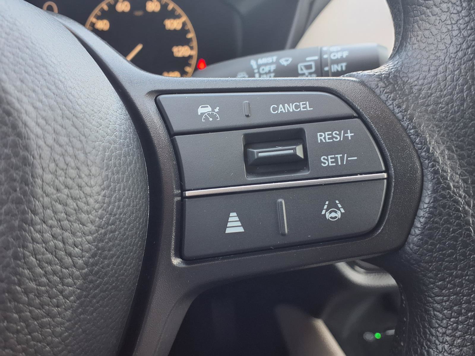 Certified 2027 Honda HR-V LX image 16