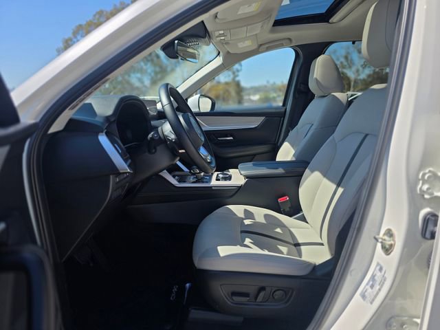 Certified 2024 MAZDA CX-90 Plug-In Hybrid w/ Preferred image 15