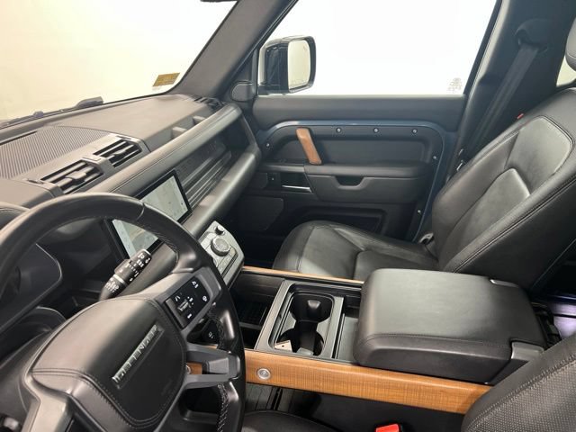 Used 2023 Land Rover Defender 110 X-Dynamic SE AWD/4WD image 19