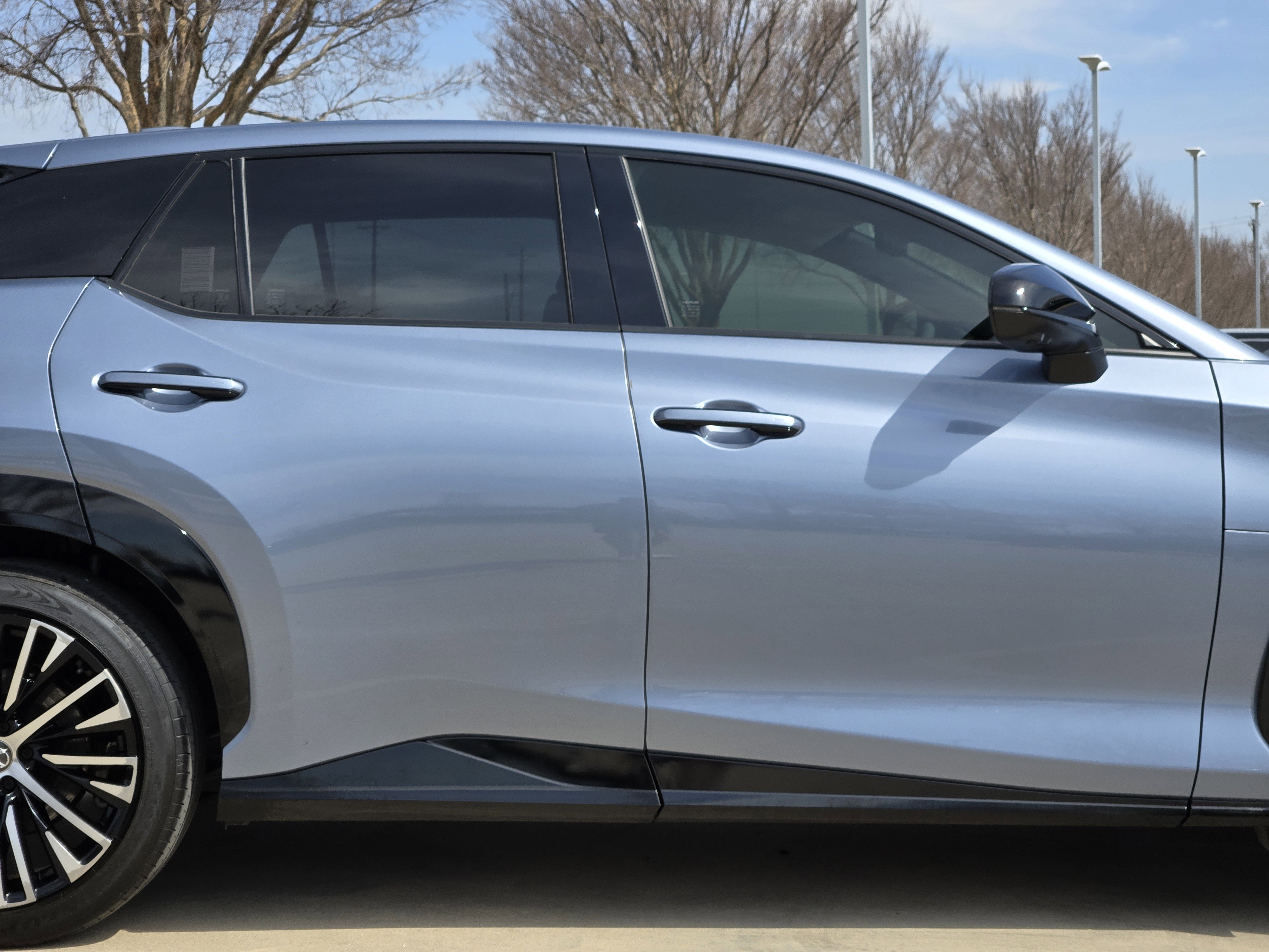 Used 2023 Lexus RZ 450e Premium w/ Technology Package image 8