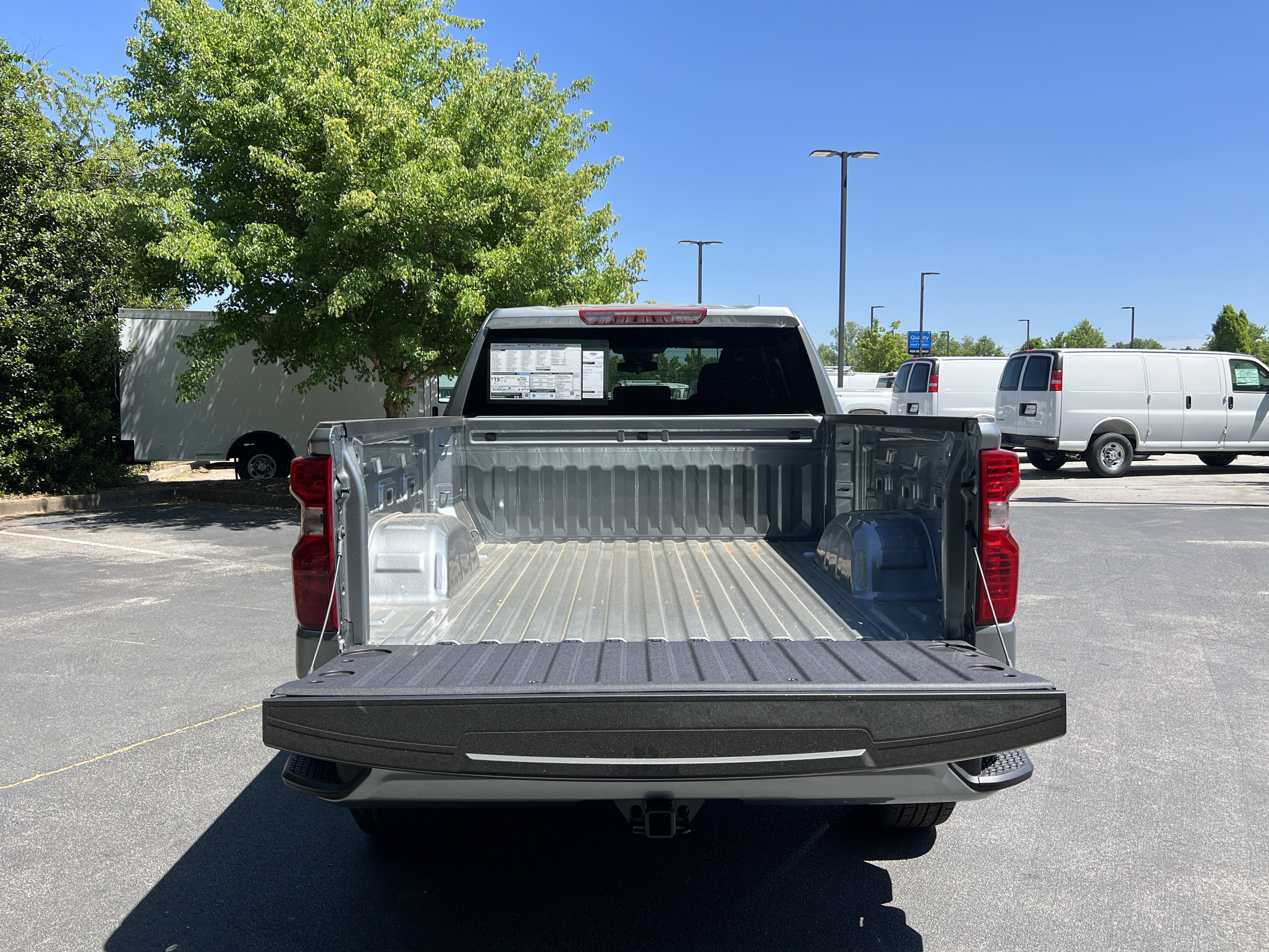 New 2026 Chevrolet Silverado 1500 Custom AWD/4WD image 11