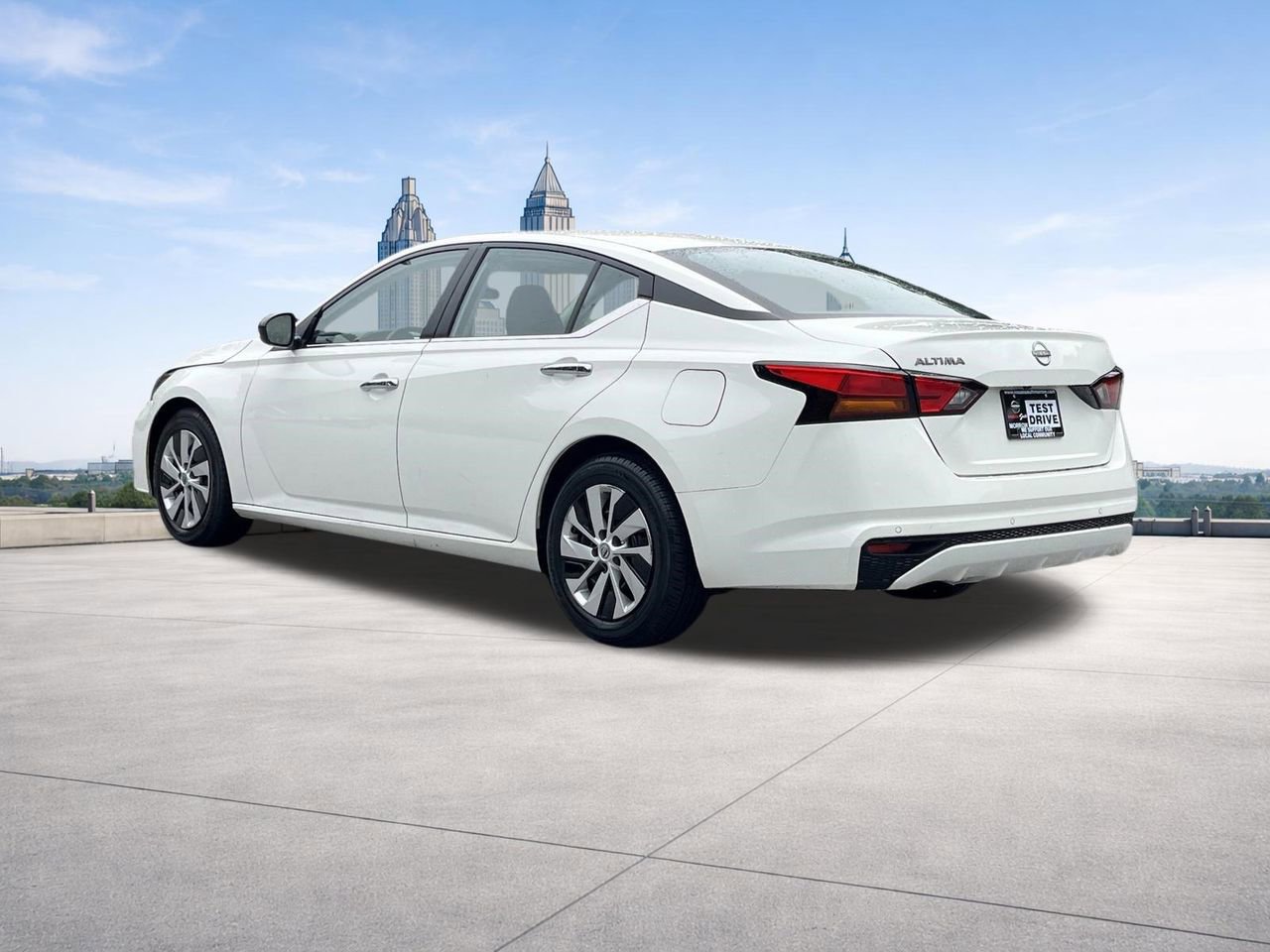 Used 2024 Nissan Altima 2.5 S FWD image 19