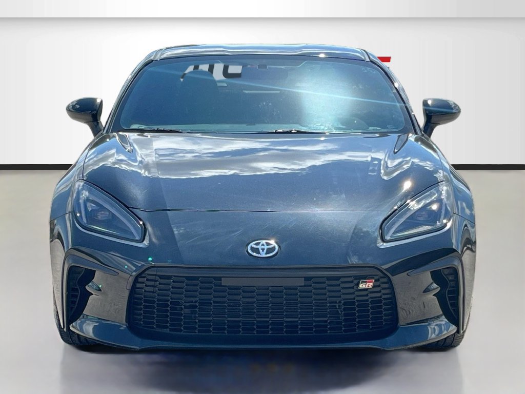 Used 2023 Toyota GR86 Premium RWD image 2