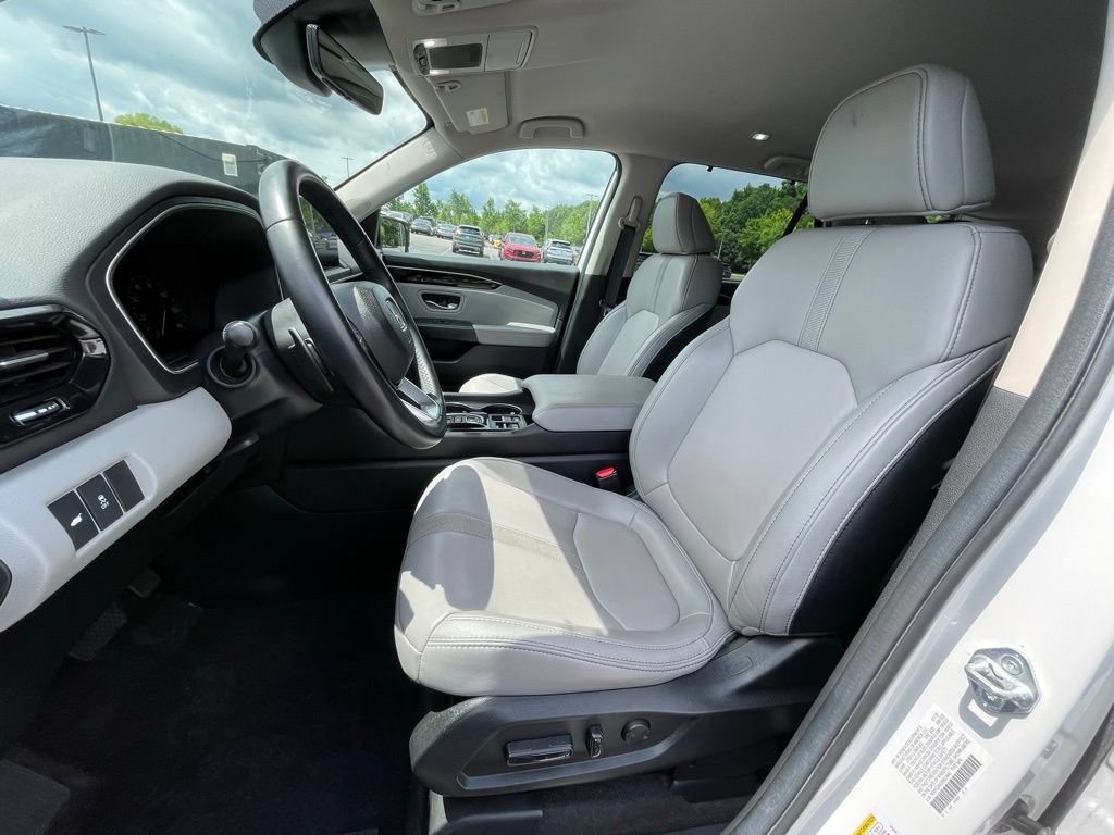 Certified 2025 Honda Pilot EX-L image 27