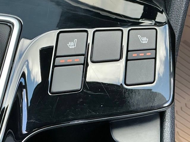 Used 2025 Kia Sportage X-Line AWD/4WD image 25