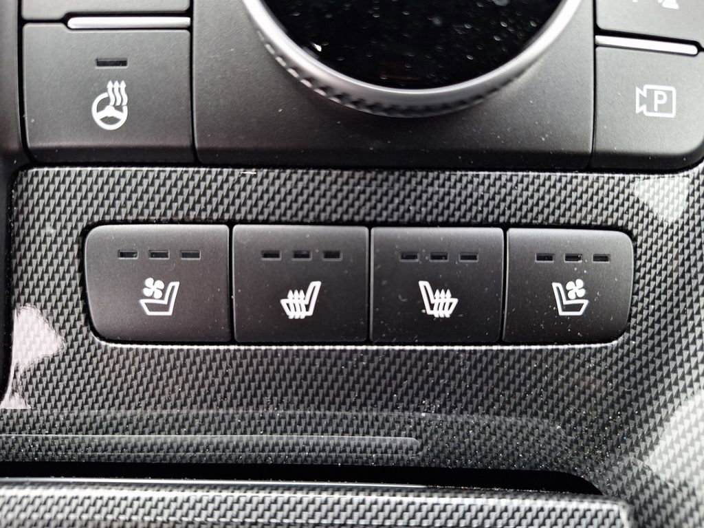 Used 2022 Hyundai Santa Fe Limited image 20