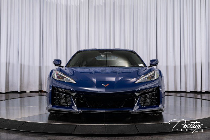 Used 2025 Chevrolet Corvette Z06 w/ Stealth Interior Trim Package image 3