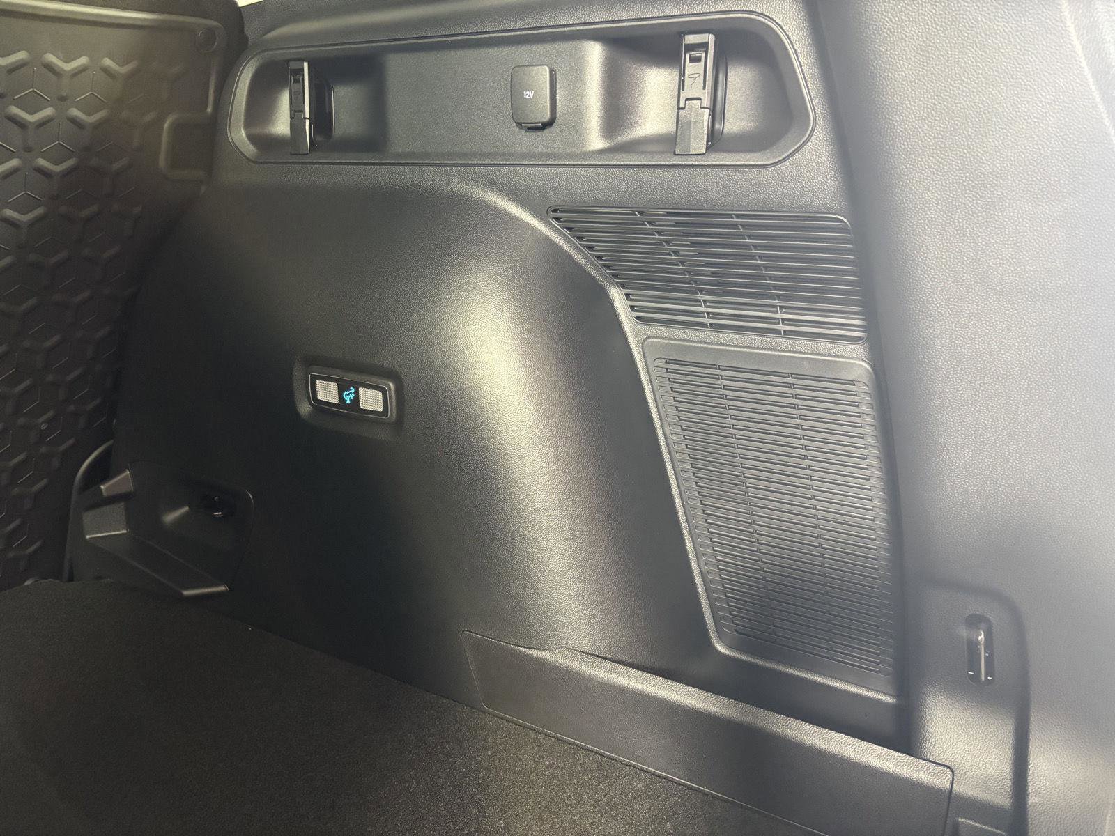 Used 2026 Ford Bronco Sport Outer Banks AWD/4WD image 7