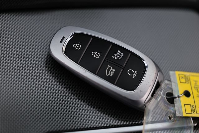 Used 2023 Hyundai Santa Fe SEL AWD/4WD image 14