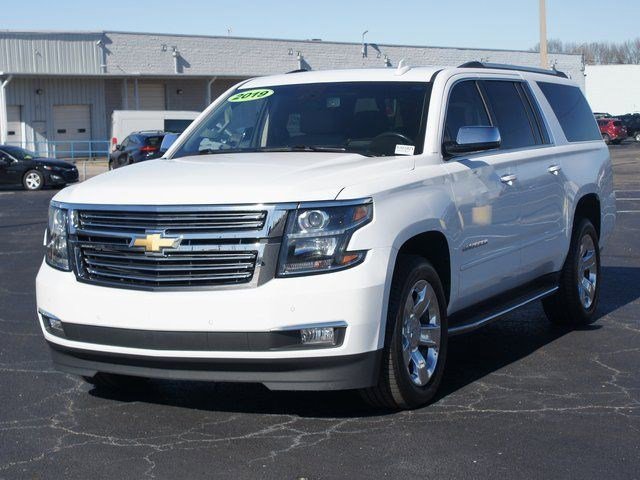 Used 2019 Chevrolet Suburban Premier image 2