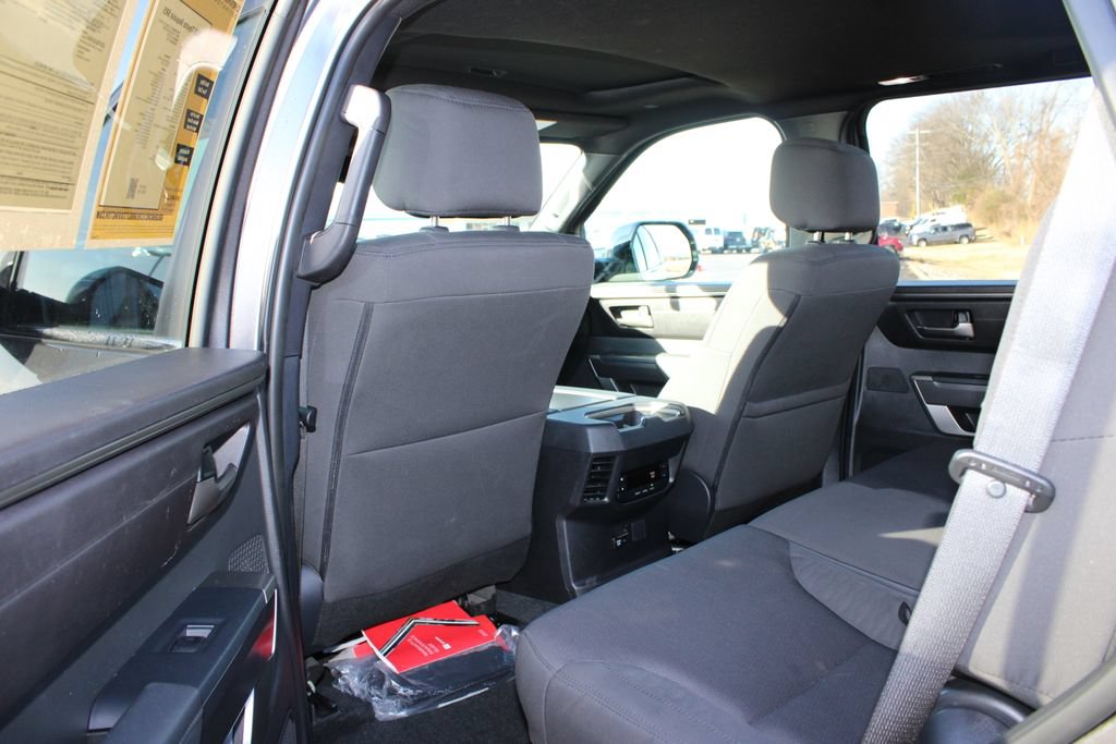Used 2025 Toyota Sequoia SR5 AWD/4WD image 27