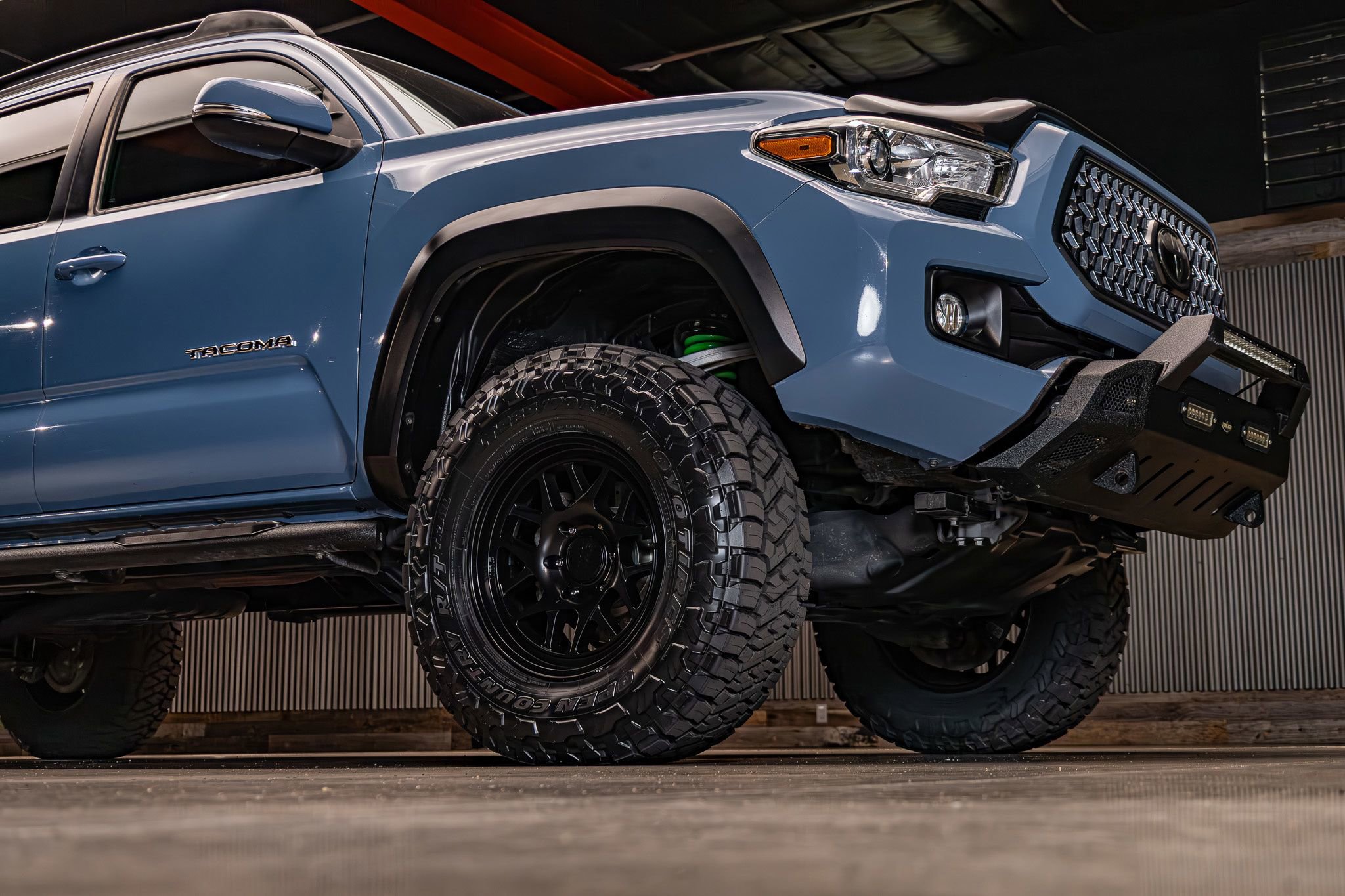 Used 2019 Toyota Tacoma TRD Off-Road w/ Technology Package image 15