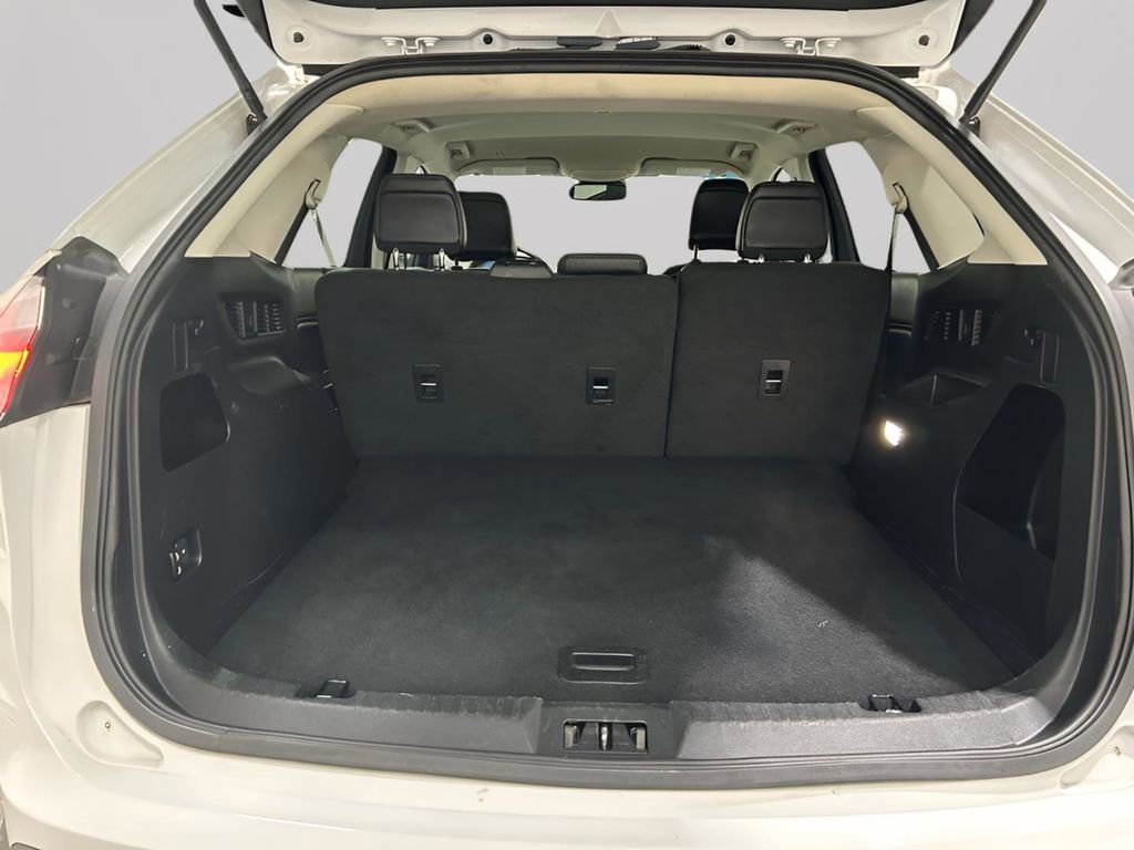 Used 2022 Ford Edge SEL image 27