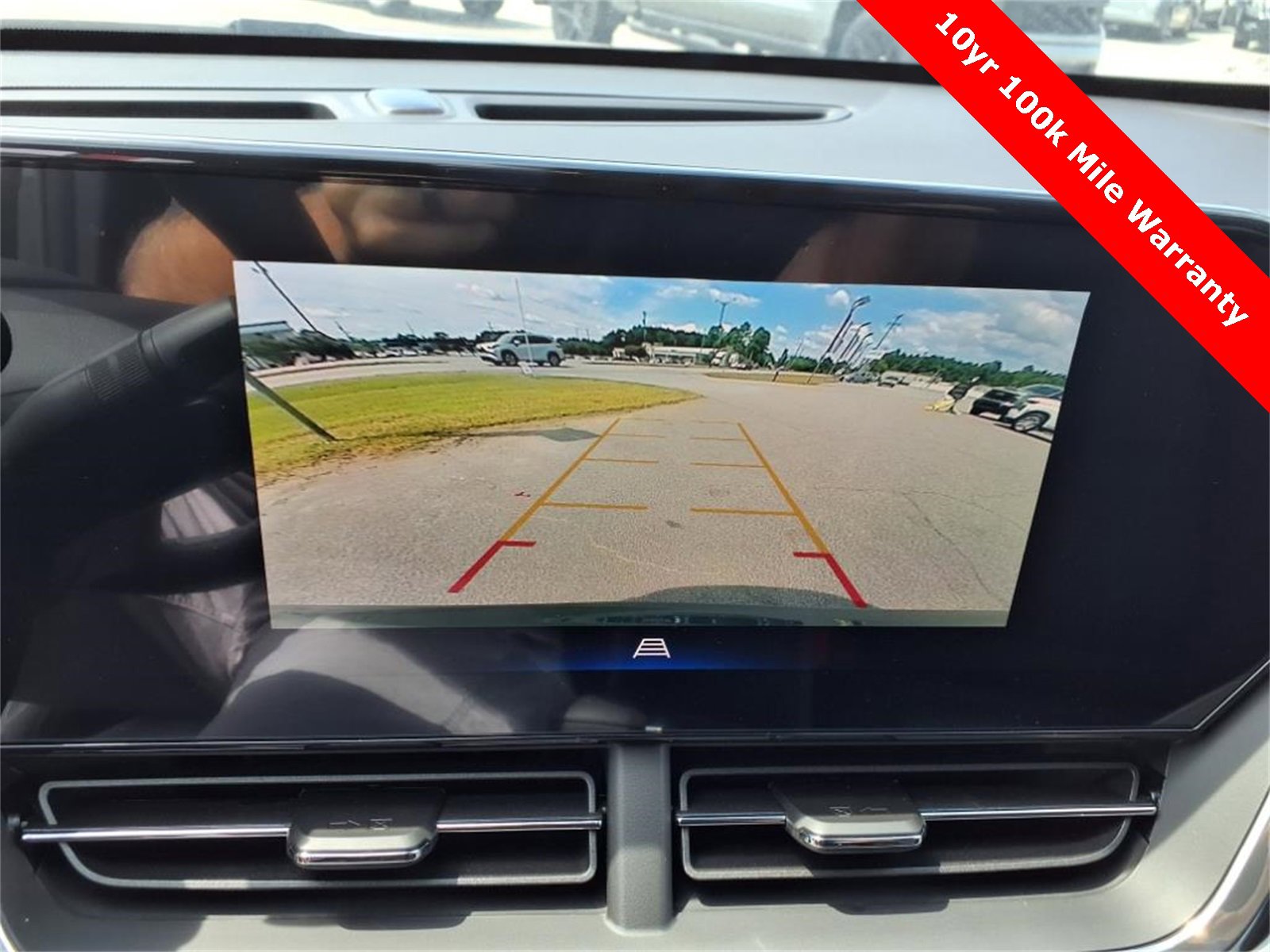 New 2025 Chevrolet Trax LT w/ Driver Confidence Package image 17