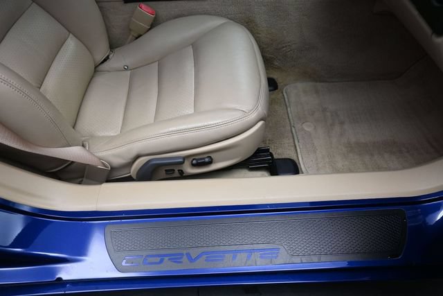 Used 2005 Chevrolet Corvette Coupe w/ Preferred Equipment Group RWD image 20
