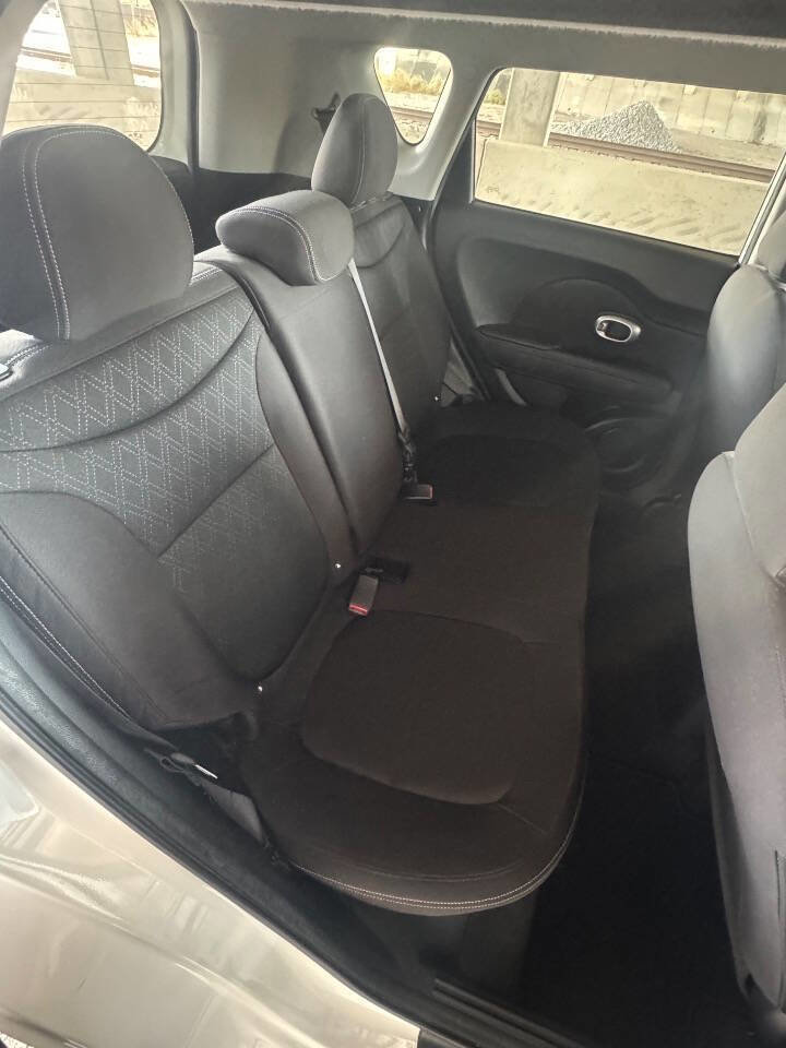Used 2016 Kia Soul image 22