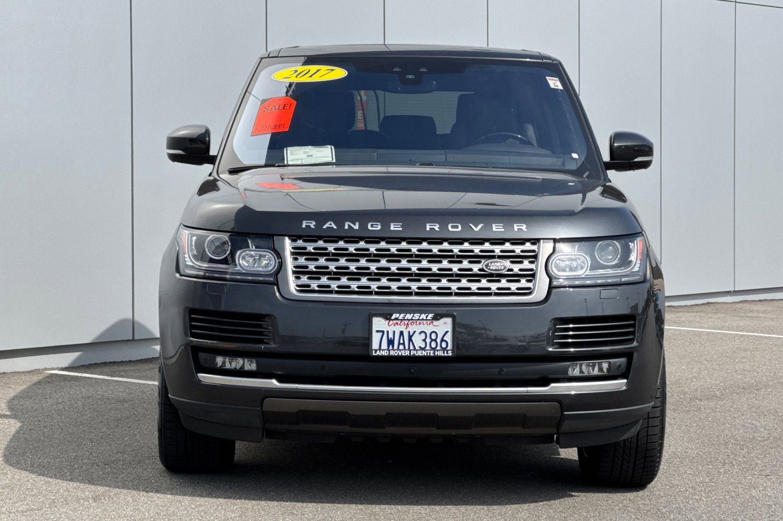 Used 2017 Land Rover Range Rover Supercharged AWD/4WD image 8
