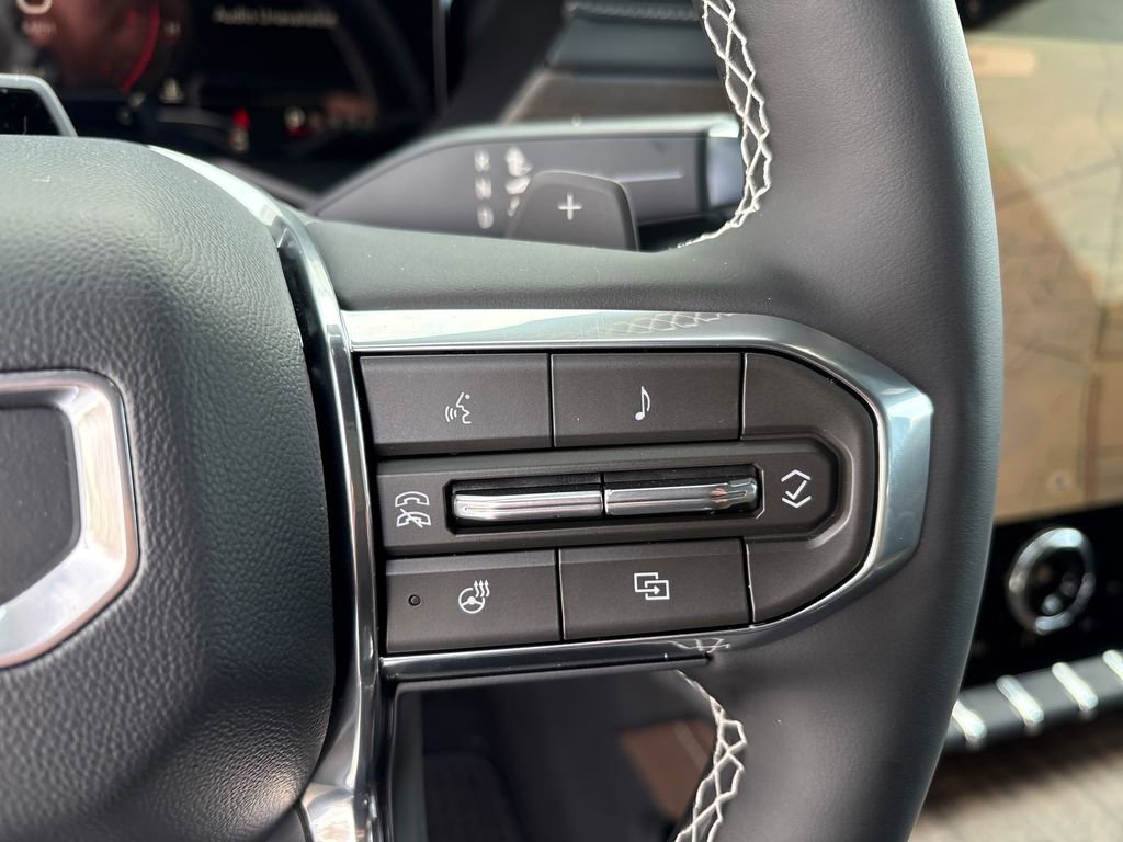 New 2026 GMC Acadia Denali Ultimate w/ LPO, Floor Liner Package image 19