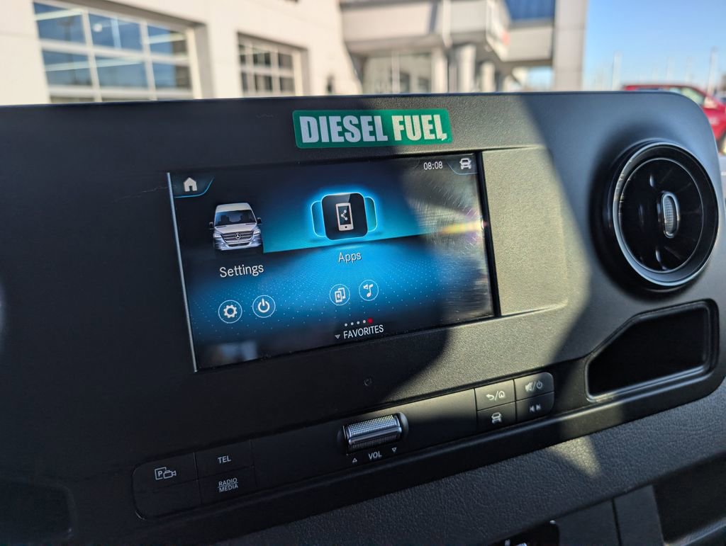 Used 2024 Mercedes-Benz Sprinter 2500 image 29