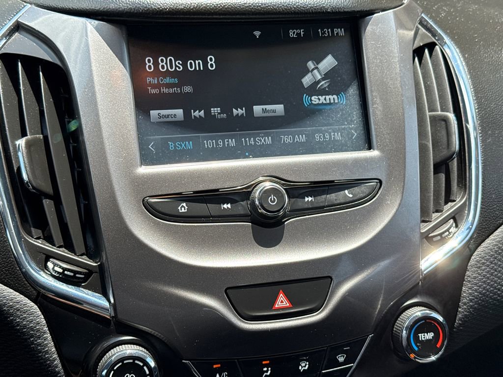Used 2017 Chevrolet Cruze LT FWD image 23