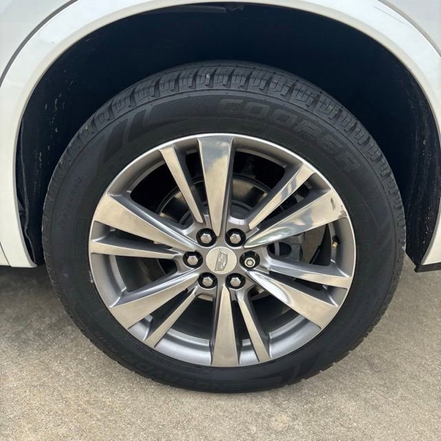Used 2022 Cadillac XT6 Premium Luxury AWD/4WD image 11