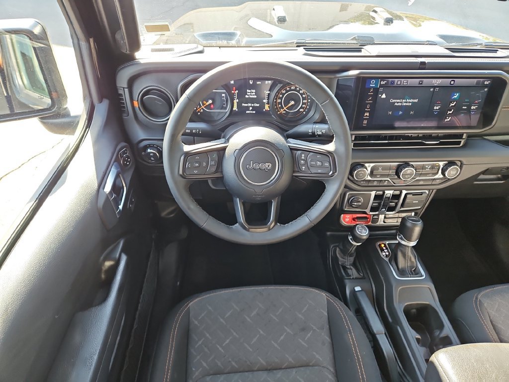Used 2026 Jeep Gladiator Mojave AWD/4WD image 13