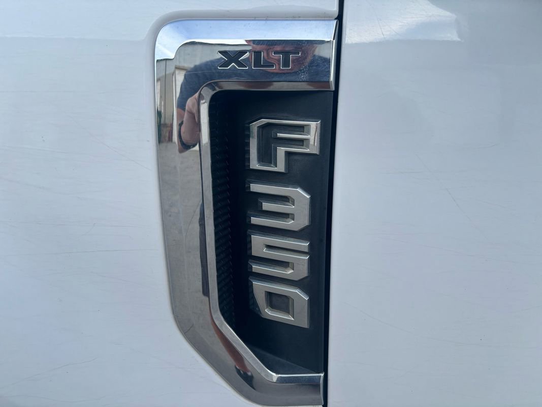 Used 2018 Ford F350 XLT image 36