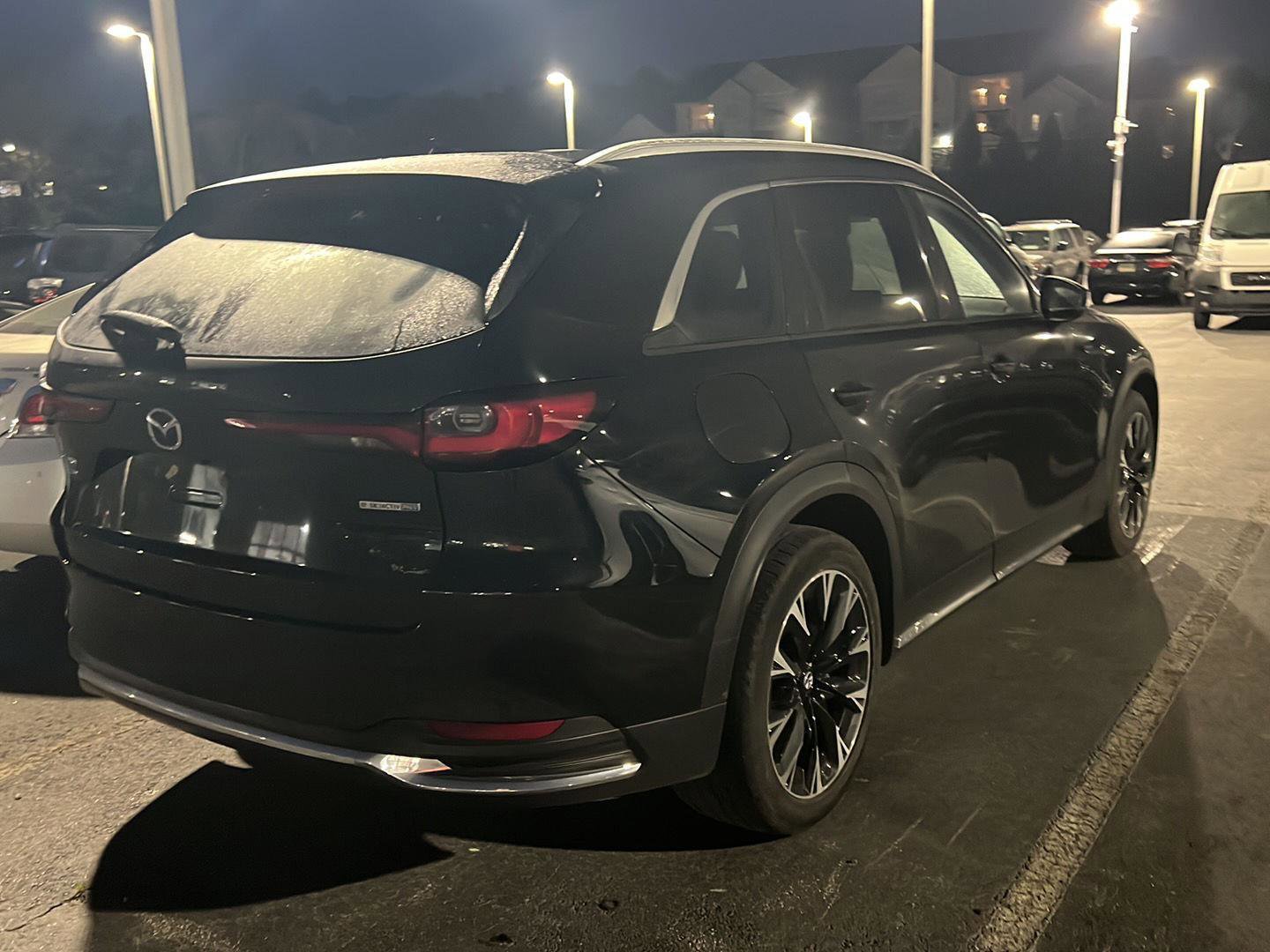 Used 2024 MAZDA CX-90 Plug-In Hybrid w/ Premium Pkg image 8