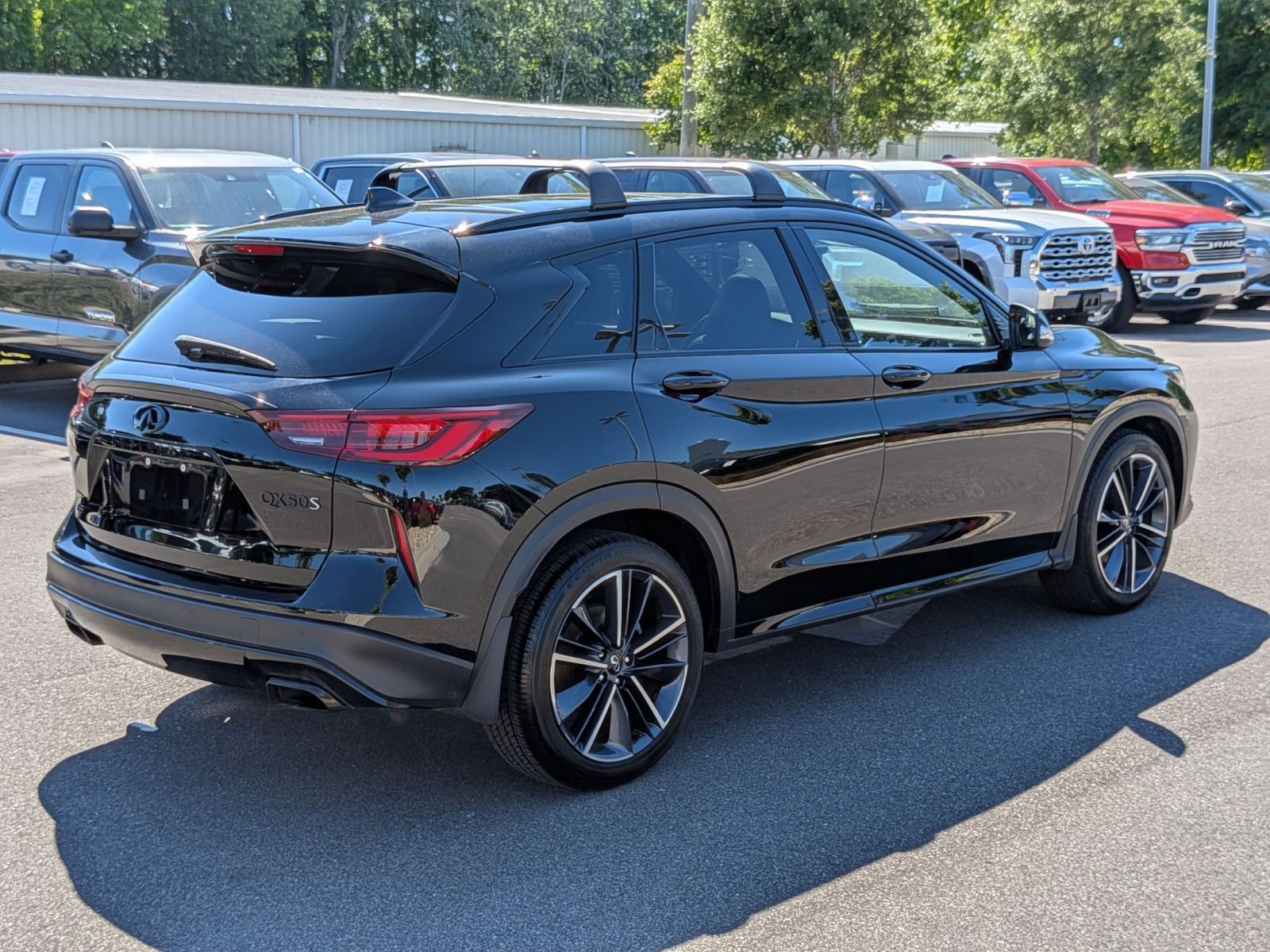 Used 2025 INFINITI QX50 Sport AWD/4WD image 3