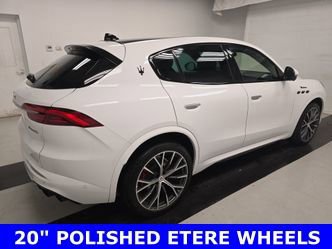 Used 2023 Maserati Grecale Modena image 4