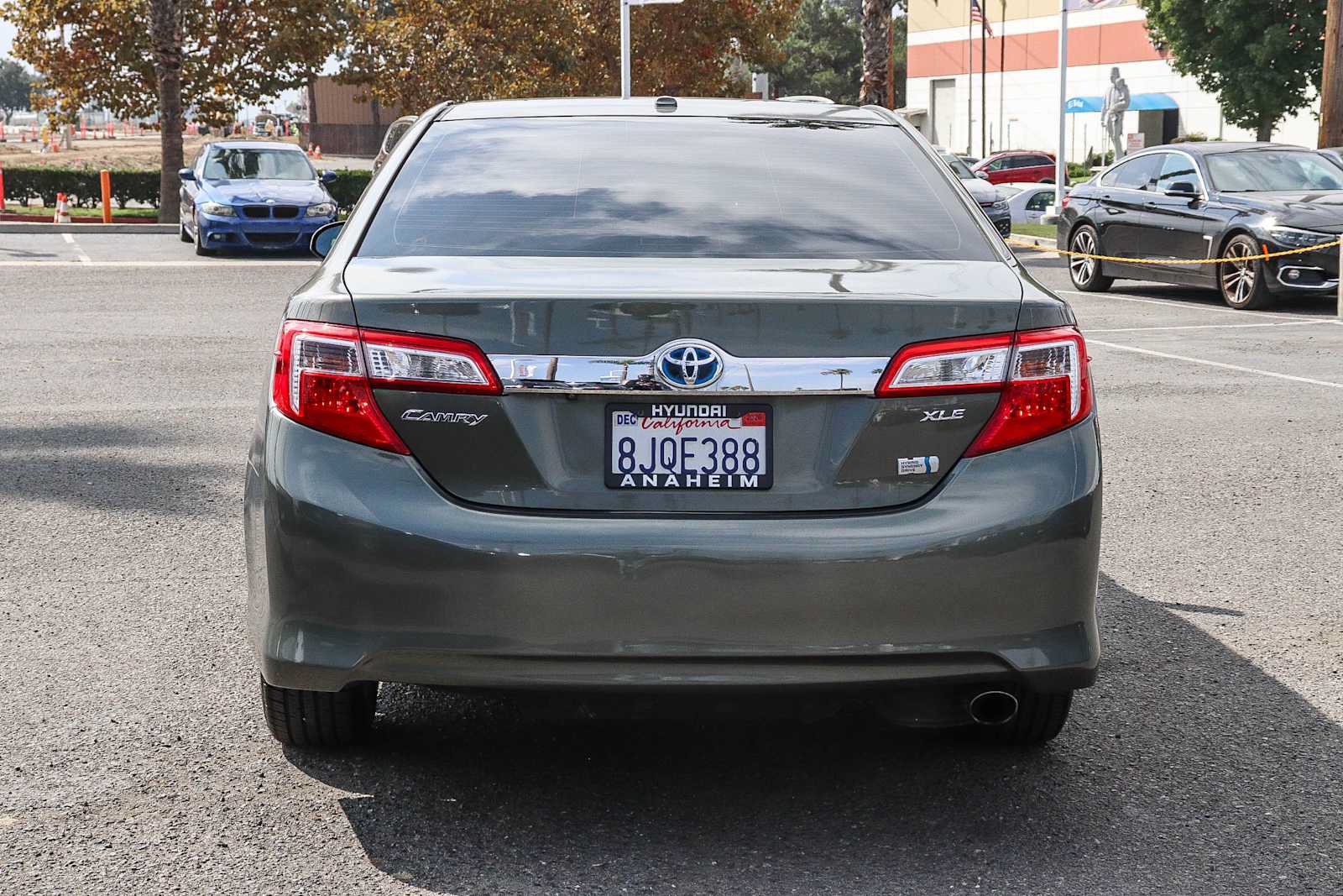Used 2014 Toyota Camry XLE w/ Leather Package FWD image 8