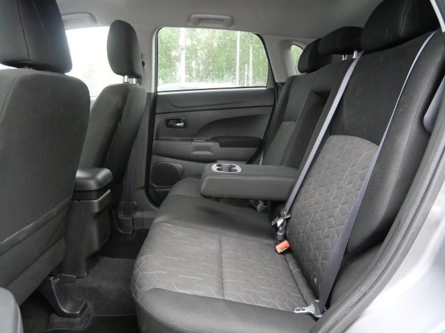 Used 2024 Mitsubishi Outlander Sport ES AWD/4WD image 12