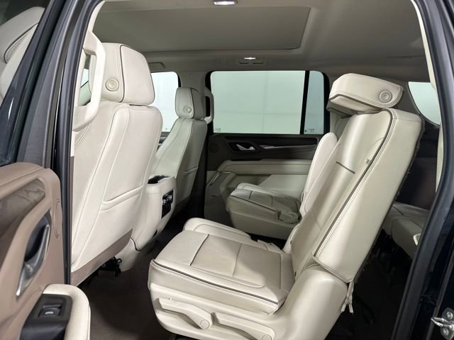 Used 2022 GMC Yukon XL Denali image 26