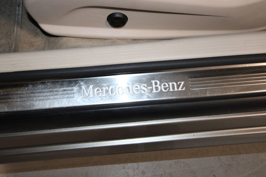 Used 2020 Mercedes-Benz C 300 Cabriolet image 7